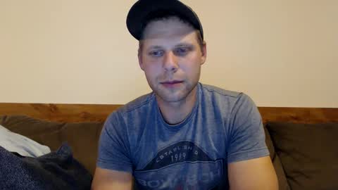 Snapshot of lancehardin chatting on September 18, 12:12 am Lance online show from September 18, 12:12 am