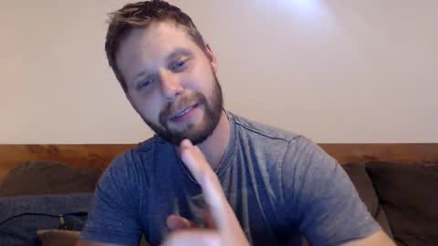 Snapshot of lancehardin chatting on November 17, 12:38 am Lance online show from November 17, 12:38 am