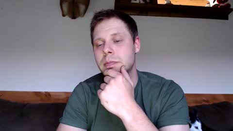 Snapshot of lancehardin chatting on April 27, 12:08 am Lance online show from April 27, 12:08 am