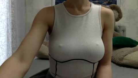 langoria online show from October 7, 12:35 pm