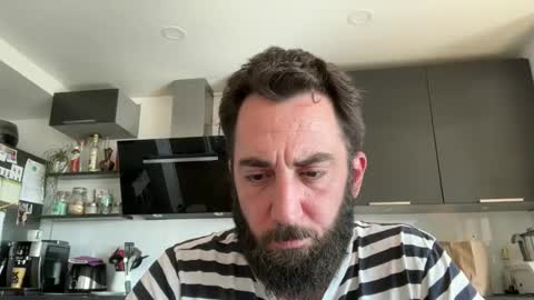 Snapshot of lanimalr chatting on September 19, 12:28 pm Lanimal online show from September 19, 12:28 pm