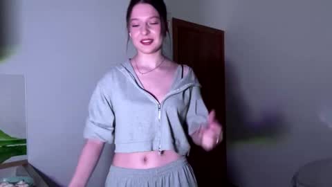 Sarah online show from January 18, 3:05 pm