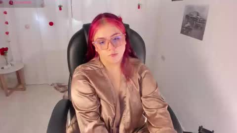 Lanna online show from March 18, 6:11 pm