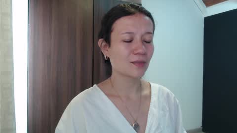 Snapshot of lanna_mills chatting on December 18, 1:45 pm Lanna online show from December 18, 1:45 pm