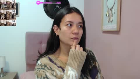 Snapshot of lanna_mills chatting on January 29, 1:07 pm Lanna online show from January 29, 1:07 pm