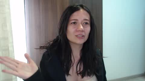 Snapshot of lanna_mills chatting on March 3, 4:03 pm Lanna online show from March 3, 4:03 pm