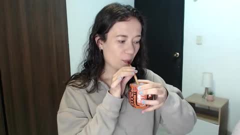 Snapshot of lanna_mills chatting on September 12, 1:11 pm Lanna online show from September 12, 1:11 pm