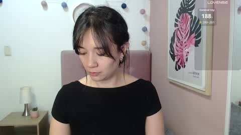 Snapshot of lanna_mills chatting on November 4, 1:10 pm Lanna online show from November 4, 1:10 pm