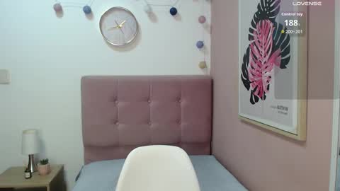 Snapshot of lanna_mills chatting on November 5, 1:11 pm Lanna online show from November 5, 1:11 pm