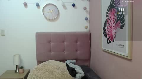 Snapshot of lanna_mills chatting on November 24, 1:33 pm Lanna online show from November 24, 1:33 pm