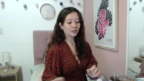 Lanna online show from April 17, 1:36 pm