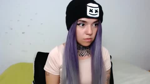 Snapshot of lannie_gonzales chatting on January 27, 11:11 pm LANNIE   online show from January 27, 11:11 pm