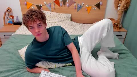 Fandi online show from February 16, 12:01 pm