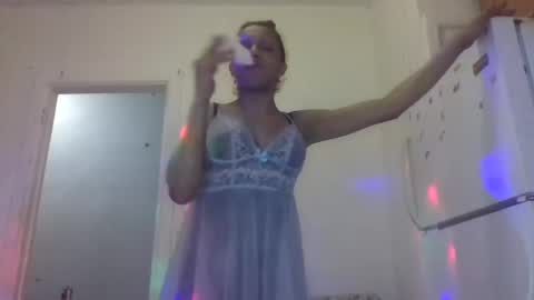 Lapuzzycat201923 online show from January 11, 3:20 pm