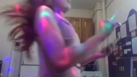 Lapuzzycat201923 online show from February 5, 2:26 pm