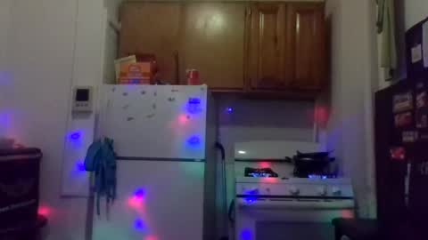 Lapuzzycat201923 online show from February 7, 7:50 am