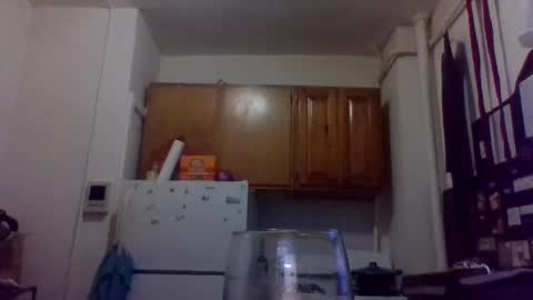 Lapuzzycat201923 online show from February 9, 12:19 pm