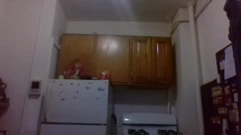 Lapuzzycat201923 online show from February 12, 11:20 pm