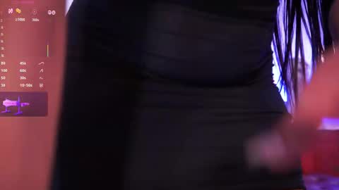 Snapshot of lara_giraldo chatting on February 9, 11:42 pm Hello Guys I am Lara Giraldo WELCOME To my room online show from February 9, 11:42 pm