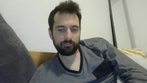 laraaan online show from October 26, 10:15 pm