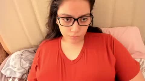 lara online show from March 22, 6:33 pm