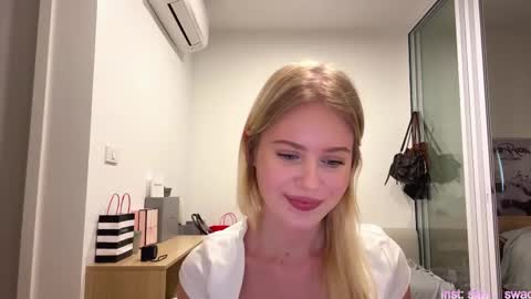 Stella online show from February 23, 10:12 am