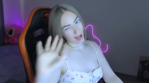 LaraKrein lk online show from March 14, 12:10 pm