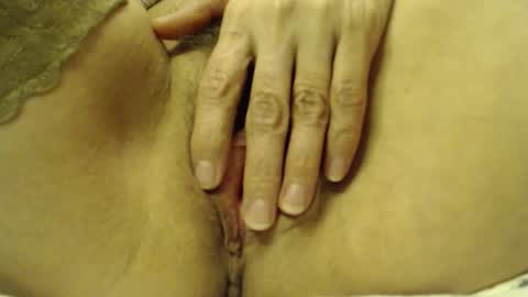 Snapshot of laralhotr chatting on December 1, 7:19 pm laralhotr online show from December 1, 7:19 pm