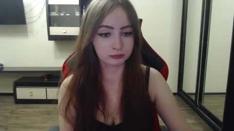 Snapshot of laralianna chatting on February 18, 6:47 pm Laralianna online show from February 18, 6:47 pm