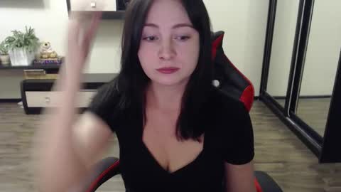 Snapshot of laralianna chatting on October 2, 12:34 pm Laralianna online show from October 2, 12:34 pm