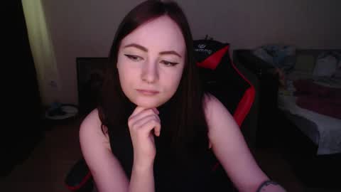 Laralianna online show from March 26, 2:22 pm