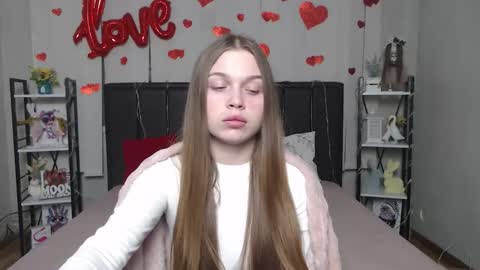 LaraPika online show from February 4, 6:08 am