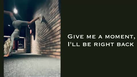 laras_moans online show from December 20, 8:32 am