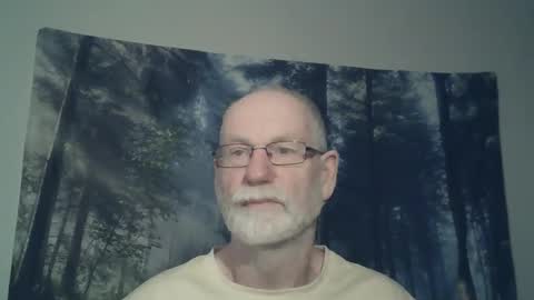 Larbie online show from December 14, 3:07 am