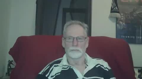 Larbie online show from September 20, 2:01 am