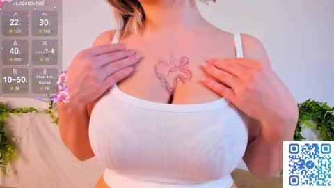 Snapshot of large_ocean chatting on October 4, 5:11 pm Rose online show from October 4, 5:11 pm