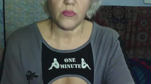 Snapshot of larisaq4ugo24 chatting on January 12, 8:36 am larisaq4ugo24 online show from January 12, 8:36 am