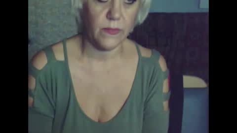Snapshot of larisaq4ugo24 chatting on September 14, 8:35 am larisaq4ugo24 online show from September 14, 8:35 am