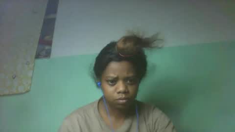 larissa645771 online show from September 28, 2:44 pm