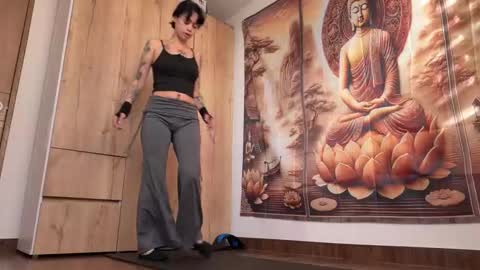 Snapshot of larissa_baker chatting on November 7, 11:32 am isa 3 online show from November 7, 11:32 am