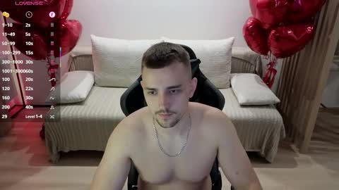 Snapshot of larstar01 chatting on September 26, 10:03 pm Lars online show from September 26, 10:03 pm