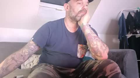 larsvegas1895 online show from January 16, 3:32 am