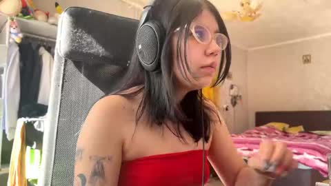 Lina online show from April 29, 4:49 am