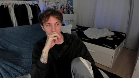 Snapshot of lastnight4you chatting on December 7, 6:21 am acie online show from December 7, 6:21 am