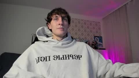 Snapshot of lastnight4you chatting on September 8, 5:23 pm acie online show from September 8, 5:23 pm