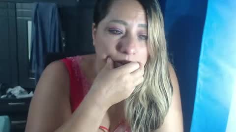 Snapshot of latin_big_boobs chatting on October 25, 11:54 pm latin_big_boobs online show from October 25, 11:54 pm