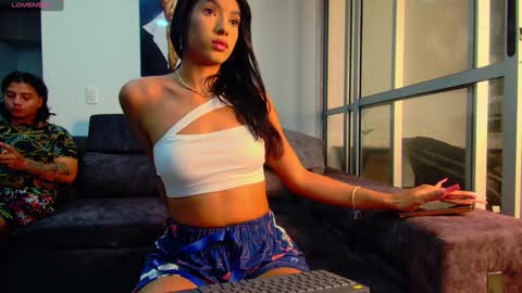 Snapshot of latin_couple77 chatting on December 21, 3:14 am Sara y Andy online show from December 21, 3:14 am