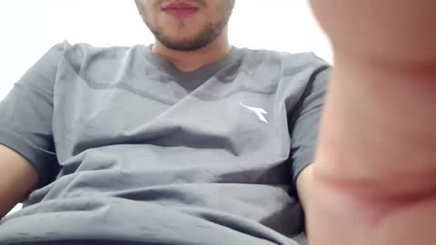 Snapshot of latin_edge chatting on March 10, 3:56 am Latin edge online show from March 10, 3:56 am