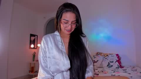 Snapshot of latin_gabby chatting on September 16, 9:49 pm Gabby online show from September 16, 9:49 pm