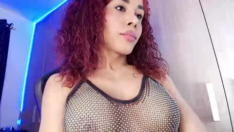 instagramlatin goddessx   im nikoll online show from February 20, 5:15 am